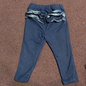 Ruffle butt jeggings